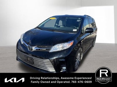 2019 Toyota Sienna XLE 7 Passenger