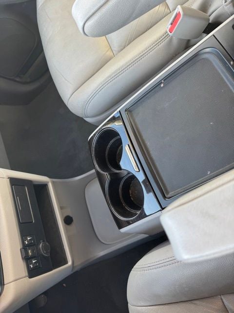 2019 Toyota Sienna XLE 8 Passenger
