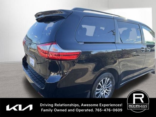 2019 Toyota Sienna XLE 7 Passenger