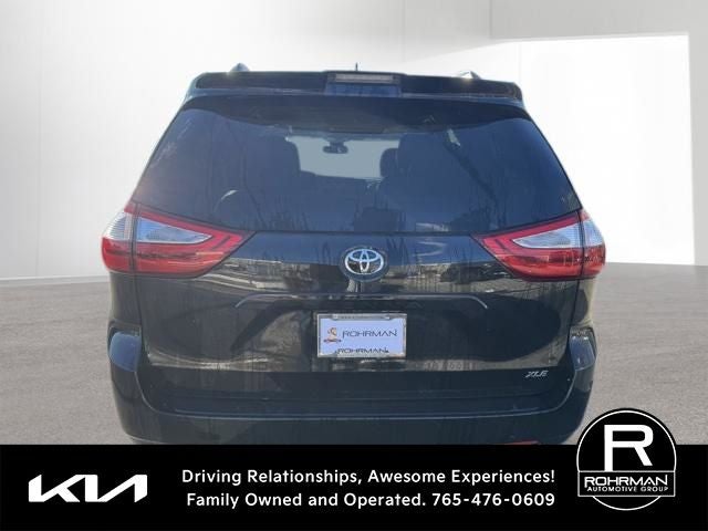 2019 Toyota Sienna XLE 7 Passenger