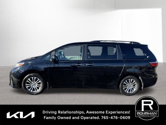 2019 Toyota Sienna XLE 7 Passenger