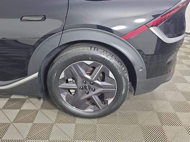 2025 Kia EV6 Light