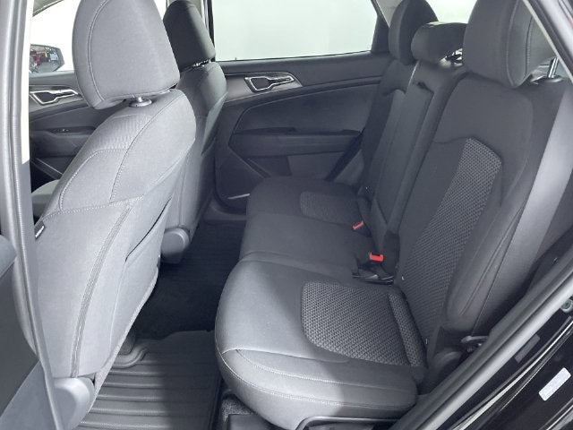 2027 Kia Sportage LX