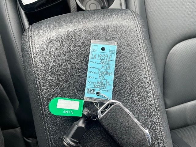 2025 Kia Sportage EX