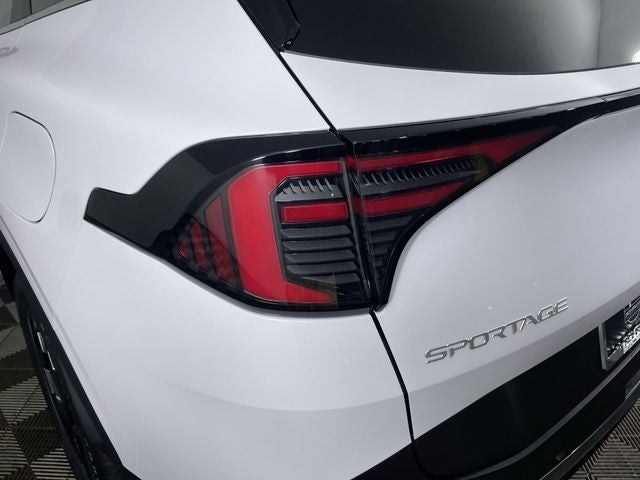 2027 Kia Sportage EX