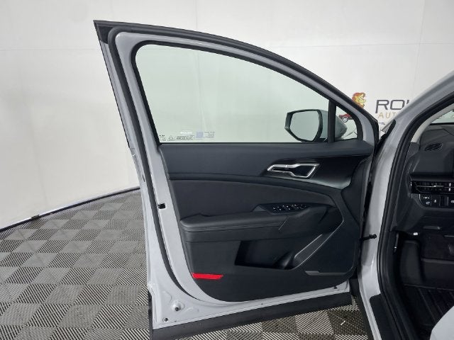 2027 Kia Sportage EX