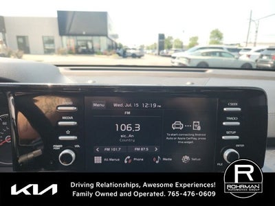2022 Kia Sorento LX