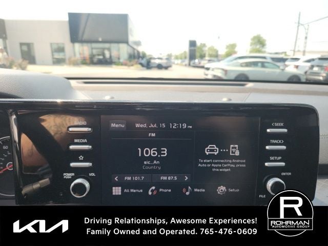 2022 Kia Sorento LX