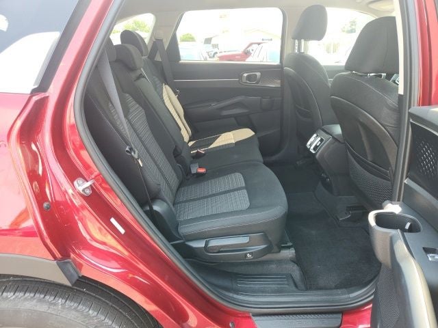 2022 Kia Sorento LX