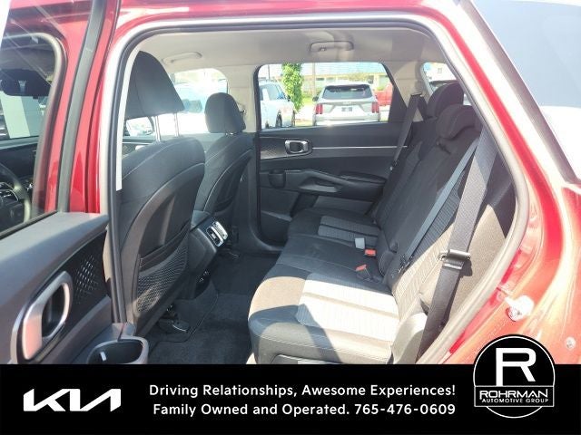 2022 Kia Sorento LX