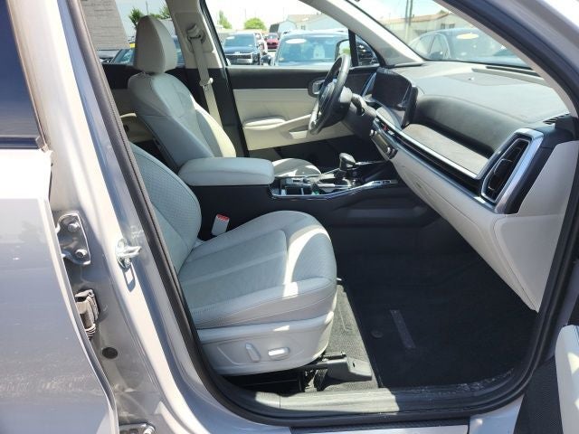 2025 Kia Sorento X-Line SX