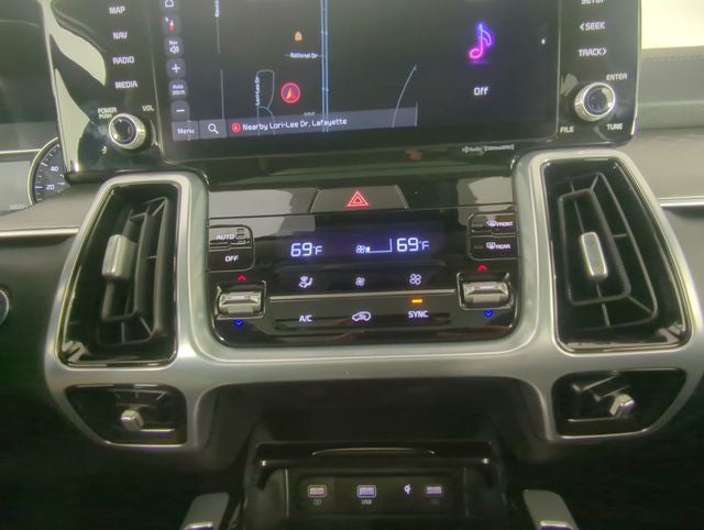 2022 Kia Sorento SX