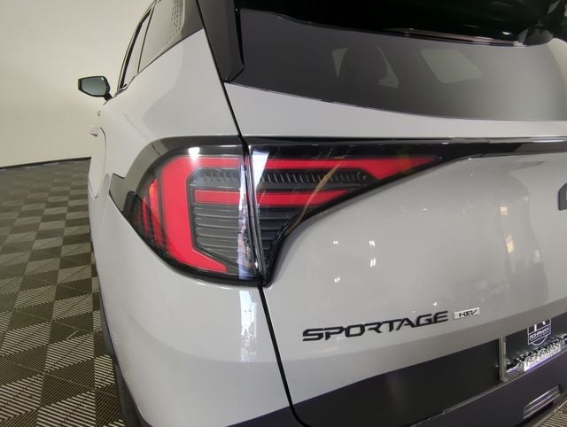 2027 Kia Sportage Hybrid X-Line