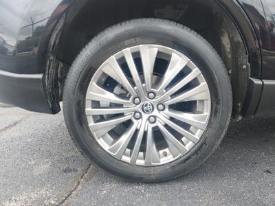 2023 Toyota Venza XLE