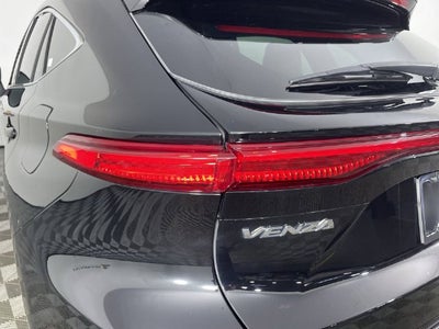 2023 Toyota Venza XLE