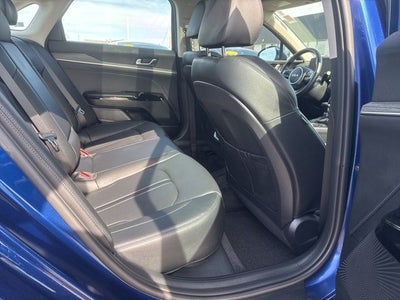 2025 Kia K5 EX