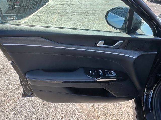 2025 Kia K5 EX
