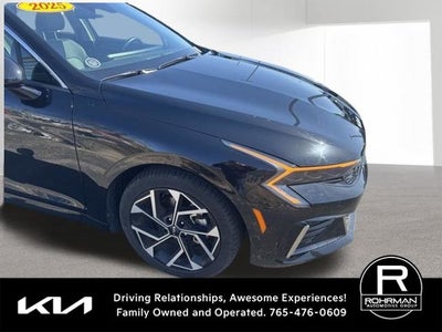 2025 Kia K5 EX