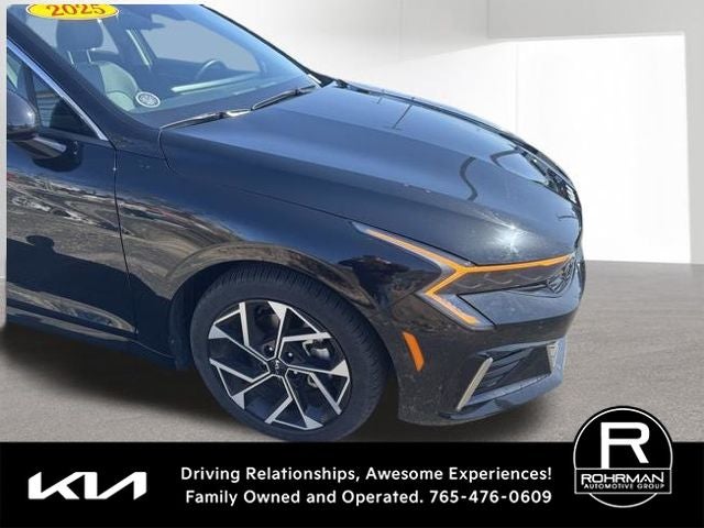 2025 Kia K5 EX