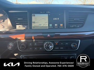 2017 Kia Cadenza Technology