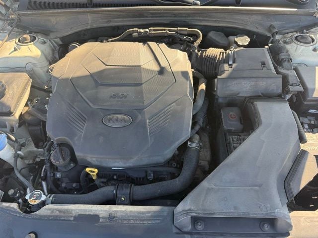 2017 Kia Cadenza Technology