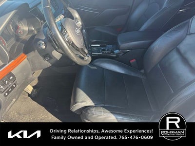 2017 Kia Cadenza Technology