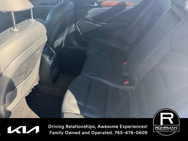 2017 Kia Cadenza Technology