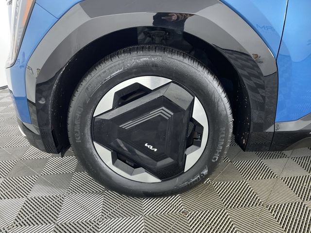 2024 Kia EV9 Land