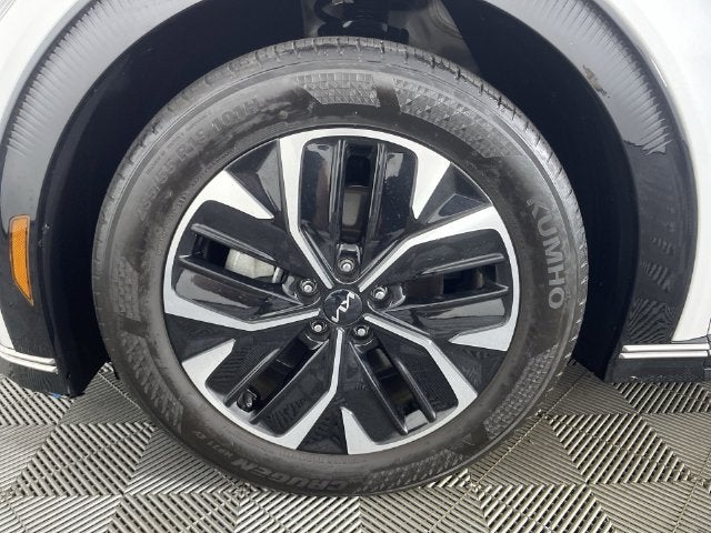 2024 Kia EV6 Wind