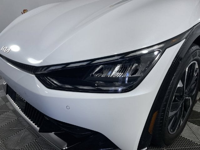 2024 Kia EV6 Wind