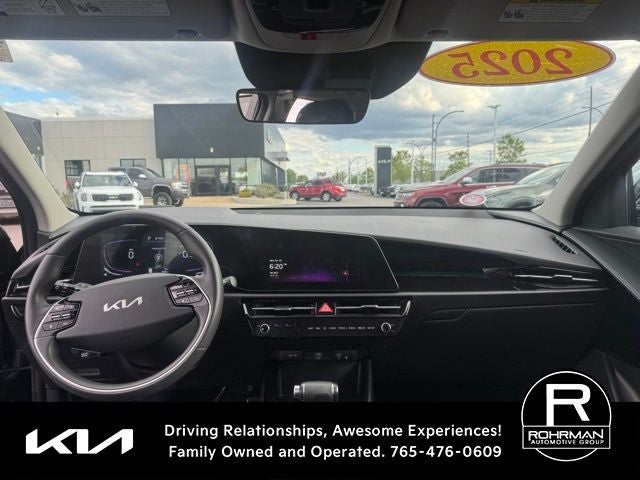 2025 Kia Niro EX Touring