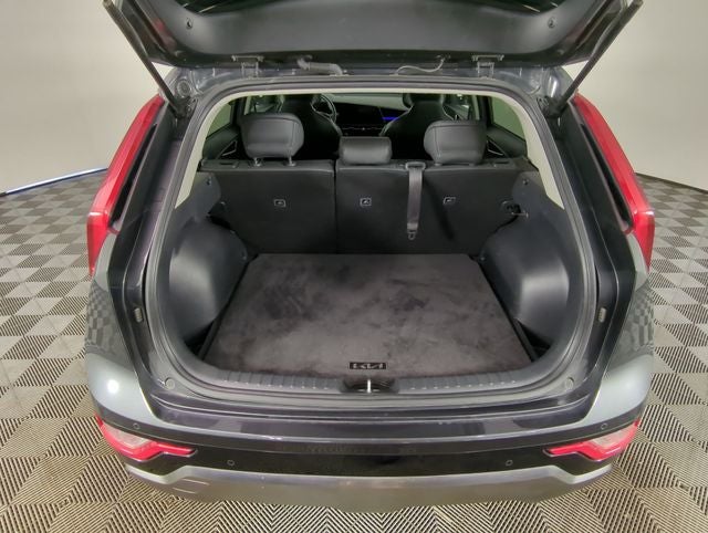 2024 Kia Niro EX Touring