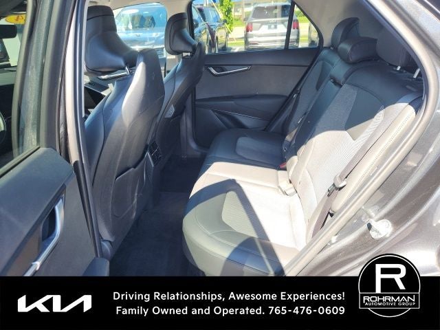 2024 Kia Niro EX Touring
