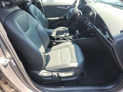2023 Kia Niro SX Touring