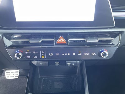 2023 Kia Niro SX Touring