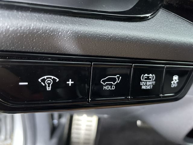2023 Kia Niro SX Touring