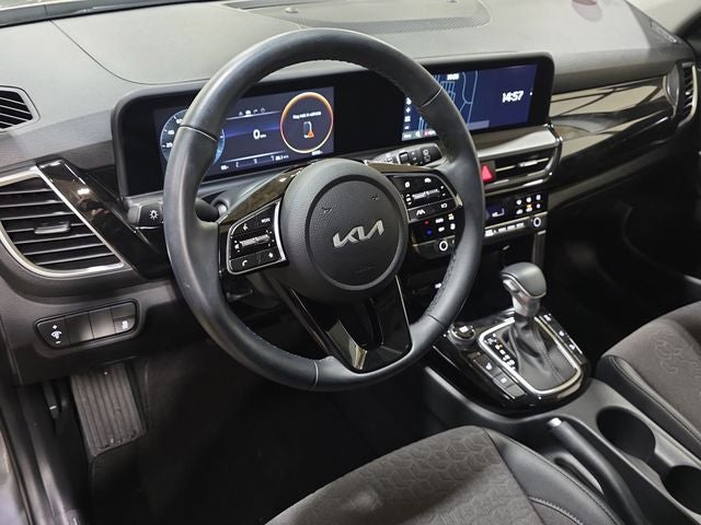 2025 Kia Seltos X-Line