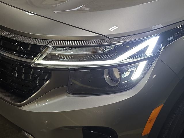 2025 Kia Seltos X-Line