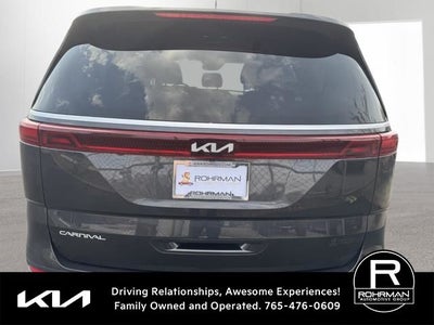 2024 Kia Carnival LX