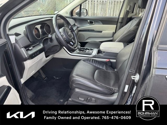 2024 Kia Carnival LX