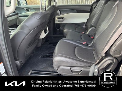 2024 Kia Carnival LX