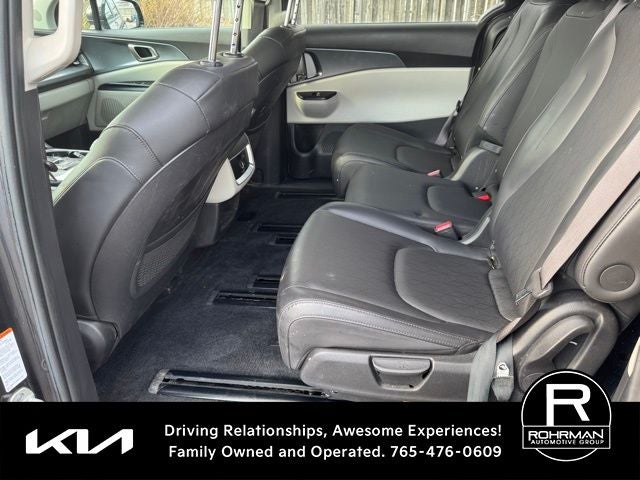 2024 Kia Carnival LX