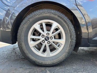 2023 Kia Carnival LX