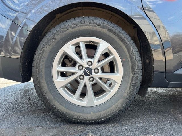 2023 Kia Carnival LX