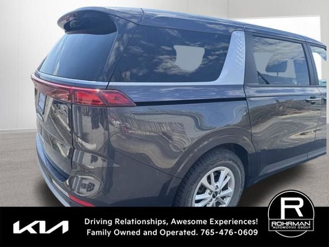 2023 Kia Carnival LX