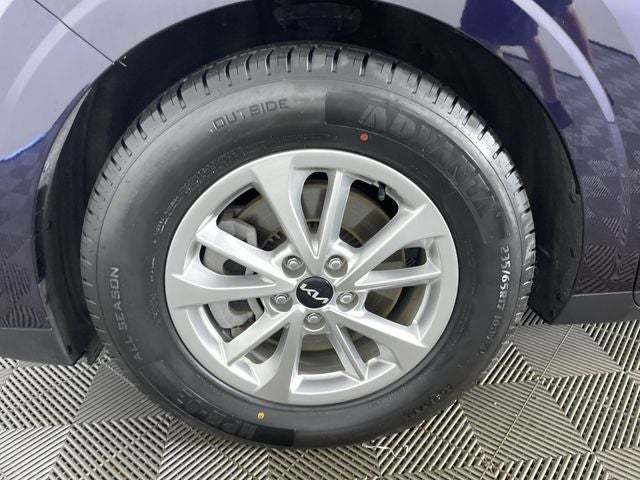 2022 Kia Carnival LXS