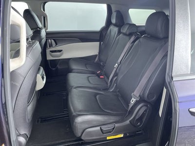 2022 Kia Carnival LXS