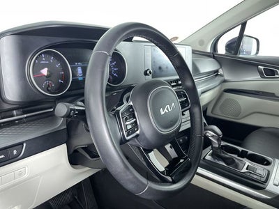 2022 Kia Carnival LXS