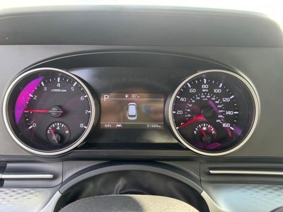 2023 Kia Carnival LX Seat Package
