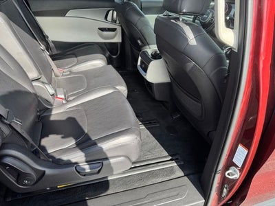 2023 Kia Carnival LX Seat Package